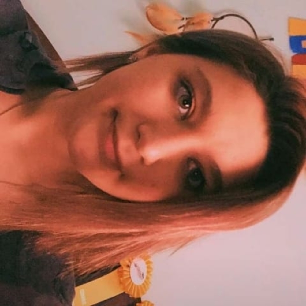 Meet your Posher, Alyssa